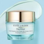 کرم مرطوب‌کننده و آنتی‌اکسیدان دی‌ویر استی لادر (Estée Lauder DayWear Multi-Protection Anti-Oxidant 24H Moisture Creme SPF 15)