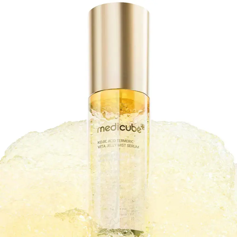 IMG_7514 ژل/سرم روشنکننده کوجیک اسید و زردچوبه مدیکیوب MEDICUBE Kojic Acid Turmeric Vita Jelly Mist Serum – 100ml - Image 1